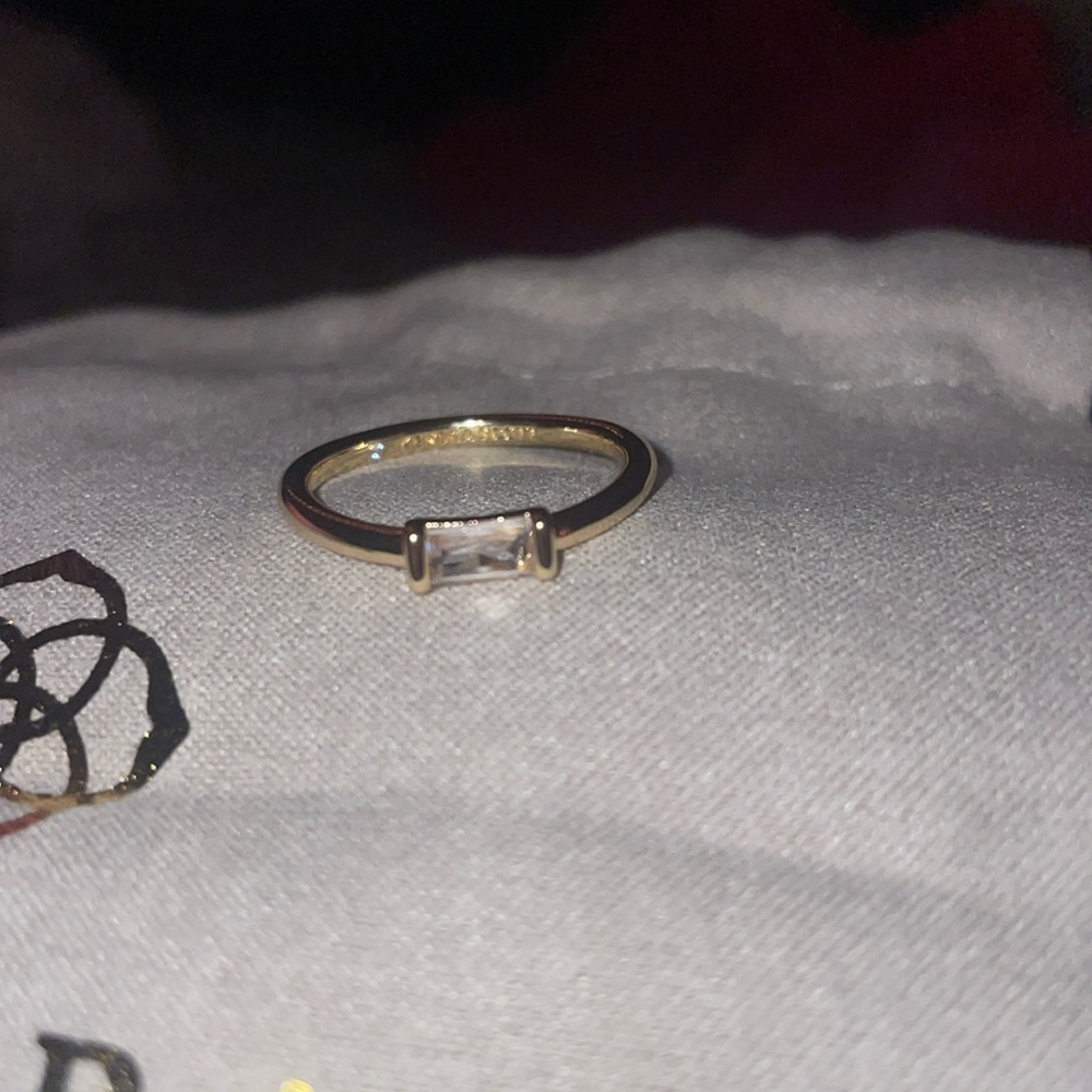 Kendra Scott ring Size 7